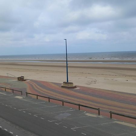 Appartement Bray-Dunes, 3 Pieces, 4 Personnes - Fr-1-661-2 エクステリア 写真